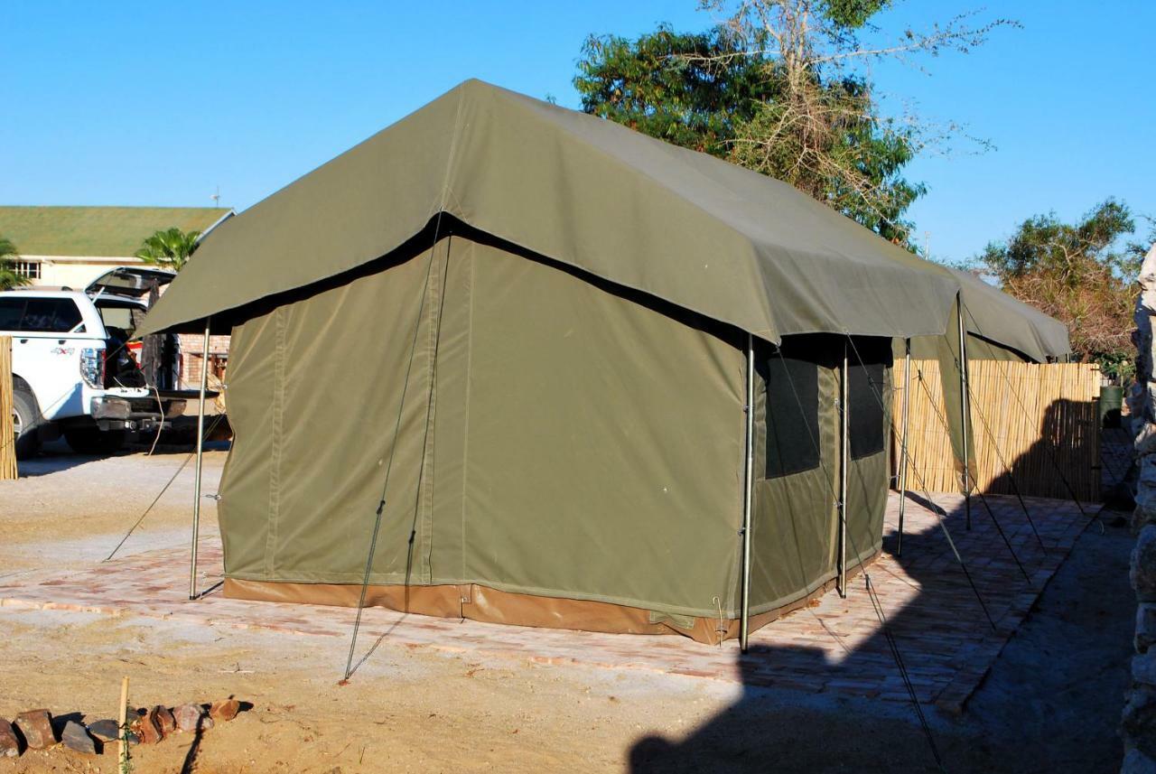 מלון Uis Brandberg Rest Camp מראה חיצוני תמונה